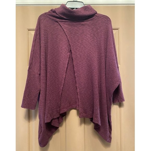 FP Beach turtleneck open back sweater size Medium - Picture 3 of 3